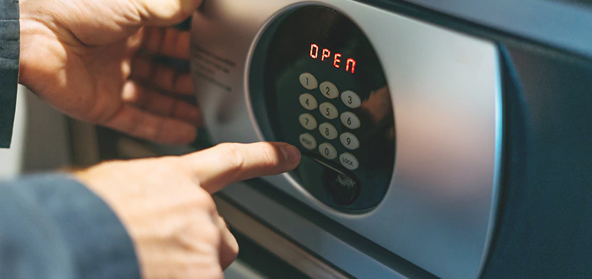 Cash Safe Openers in Hidden Valley Lake, California