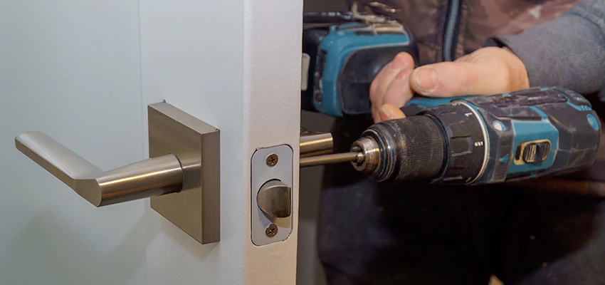 Broken Door Handle Lock Repair in Hidden Valley Lake, California